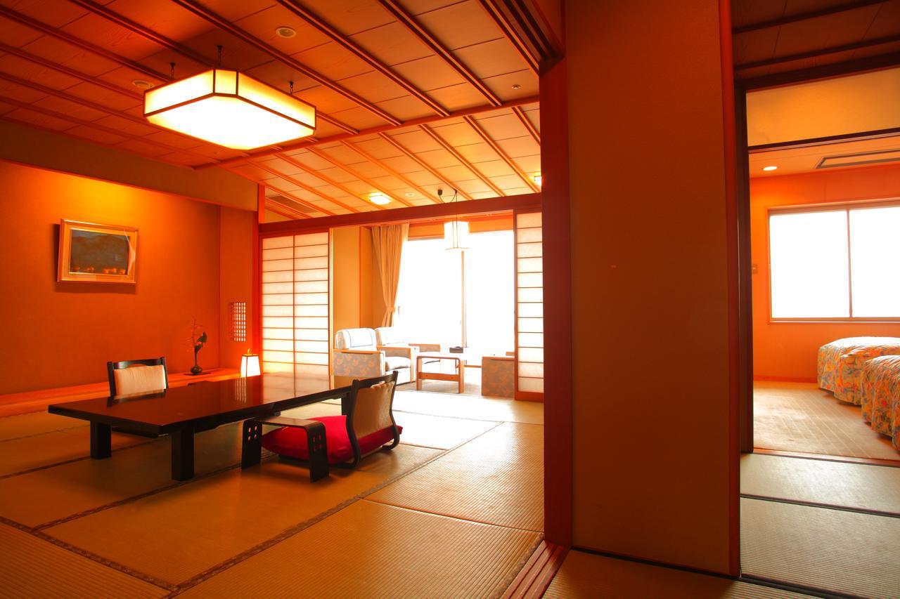 Eihokaku Hotel Himi Eksteriør billede