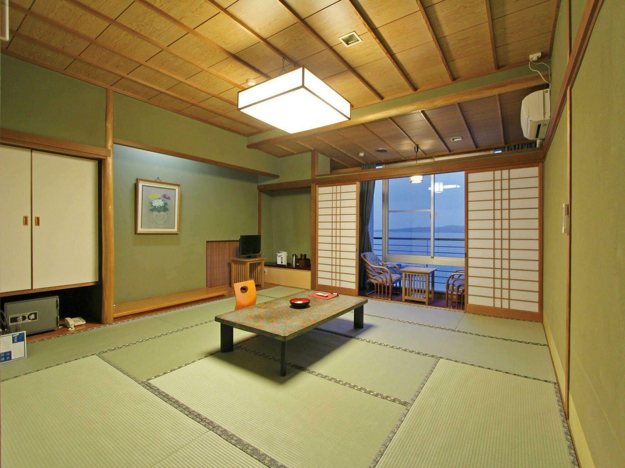 Eihokaku Hotel Himi Eksteriør billede